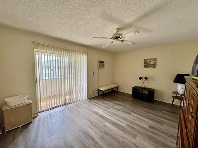 99 Canterbury D, West Palm Beach, FL 33417