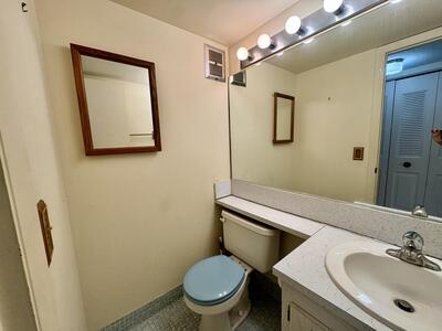 99 Canterbury D, West Palm Beach, FL 33417