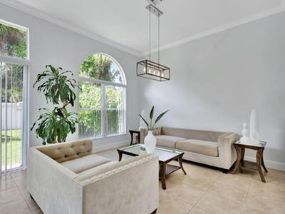 193 Sedona Way, Palm Beach Gardens, FL 33418