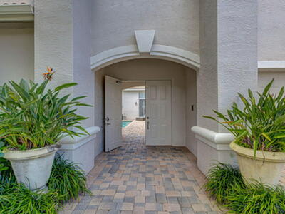 193 Sedona Way, Palm Beach Gardens, FL 33418