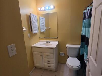 1917 SE Burgundy Lane, Port Saint Lucie, FL 34952