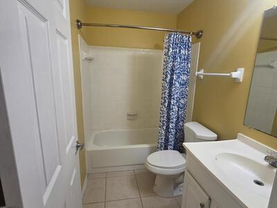 1917 SE Burgundy Lane, Port Saint Lucie, FL 34952