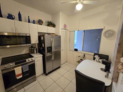 5084 Rose Hill Drive, Boynton Beach, FL 33437