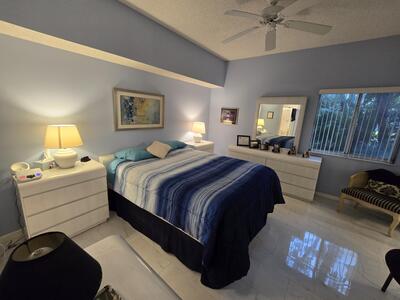 5084 Rose Hill Drive, Boynton Beach, FL 33437