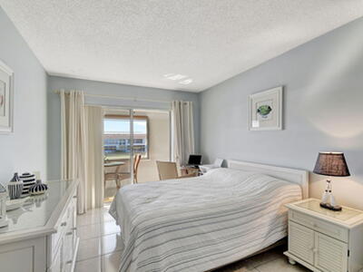 24 Chatham A, West Palm Beach, FL 33417