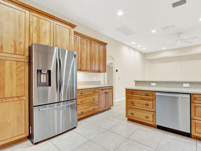 15096 76th Trail N, Palm Beach Gardens, FL 33418