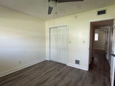 3850 NE 21st Way, Lighthouse Point, FL 33064