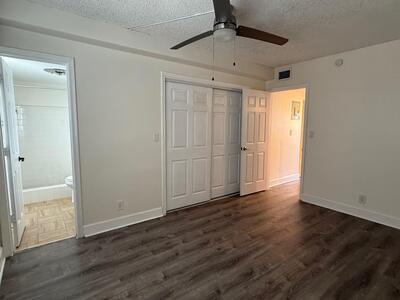 3850 NE 21st Way, Lighthouse Point, FL 33064