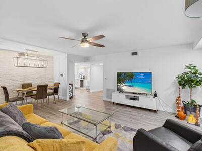 5945 Parkwalk Drive, Boynton Beach, FL 33472