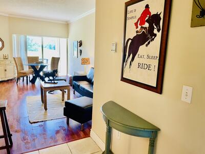 2060 Greenview Shores Boulevard, Wellington, FL 33414