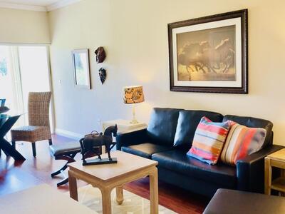 2060 Greenview Shores Boulevard, Wellington, FL 33414