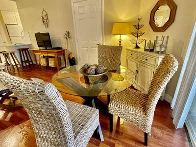 2060 Greenview Shores Boulevard, Wellington, FL 33414