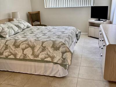 610 Trace Circle, Deerfield Beach, FL 33441