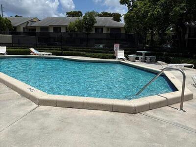 610 Trace Circle, Deerfield Beach, FL 33441