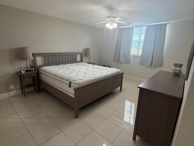 5700 NW 2nd Avenue, Boca Raton, FL 33487