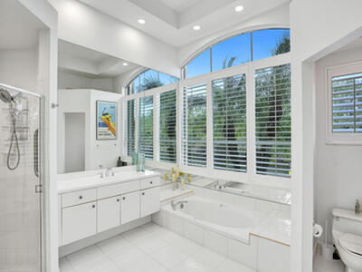 251 Isle Way, Palm Beach Gardens, FL 33418