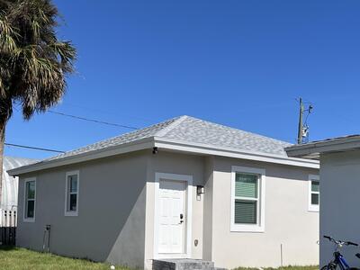 2845 SE Evergreen Street, Stuart, FL 34997