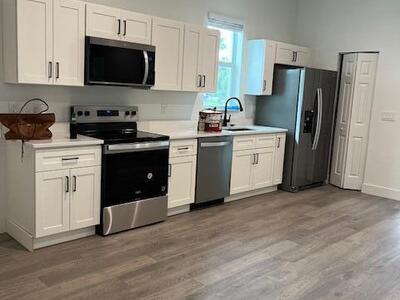 2845 SE Evergreen Street, Stuart, FL 34997