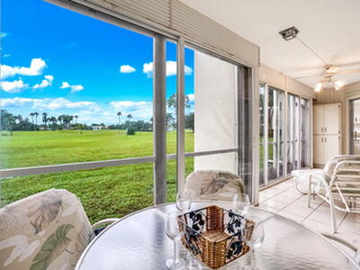 3951 Via Poinciana, Lake Worth, FL 33467