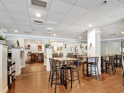 3951 Via Poinciana, Lake Worth, FL 33467