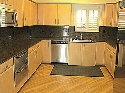 27 Colonial Club Drive, Boynton Beach, FL 33435