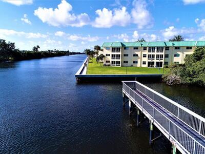 27 Colonial Club Drive, Boynton Beach, FL 33435