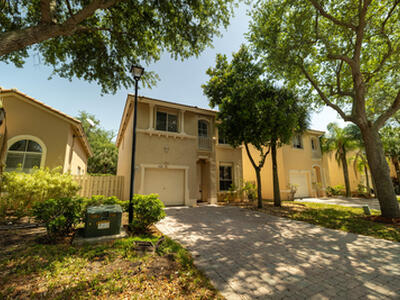 4462 Lake Tahoe Circle