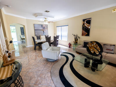 4462 Lake Tahoe Circle, West Palm Beach, FL 33409