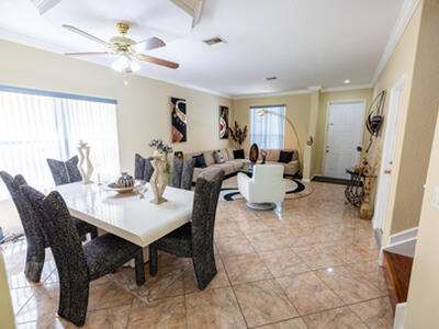 4462 Lake Tahoe Circle, West Palm Beach, FL 33409