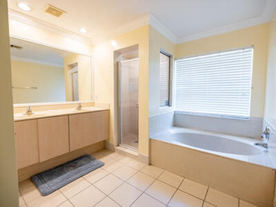 4462 Lake Tahoe Circle, West Palm Beach, FL 33409