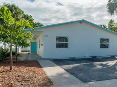 1332 Longwood Street