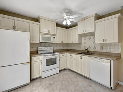 15792 Philodendron Circle, Delray Beach, FL 33484