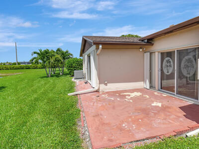 15792 Philodendron Circle, Delray Beach, FL 33484