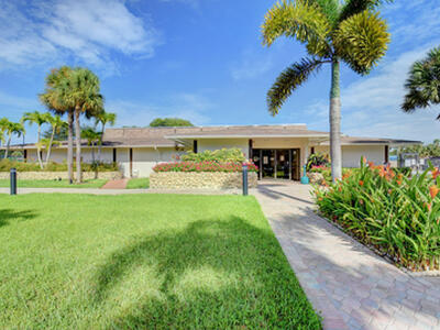 15792 Philodendron Circle, Delray Beach, FL 33484