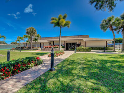 15792 Philodendron Circle, Delray Beach, FL 33484
