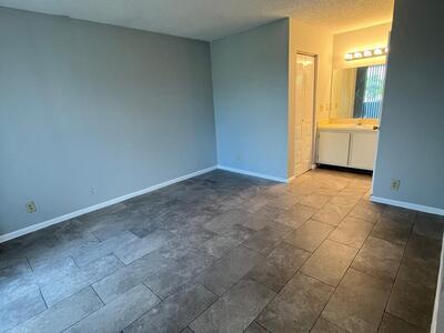 718 Executive Center Drive, West Palm Beach, FL 33401