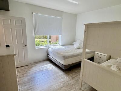 6521 Emerald Dunes Drive, West Palm Beach, FL 33411