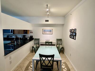 6521 Emerald Dunes Drive, West Palm Beach, FL 33411