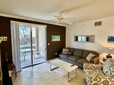 6521 Emerald Dunes Drive, West Palm Beach, FL 33411