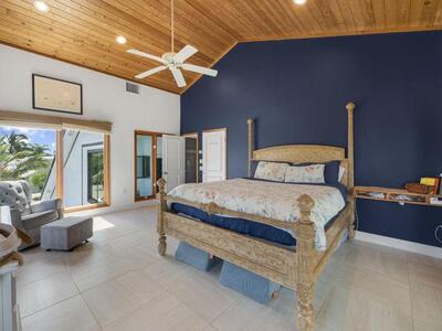 703 Xanadu Place, Jupiter, FL 33477