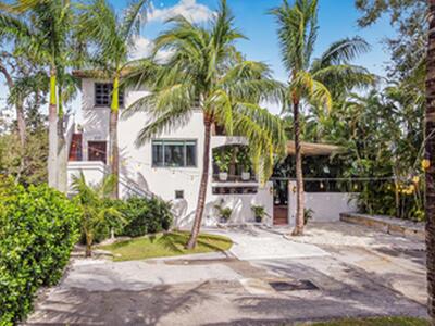 512 SW Saint Lucie Crescent