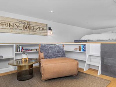 230 George Bush Boulevard, Delray Beach, FL 33444