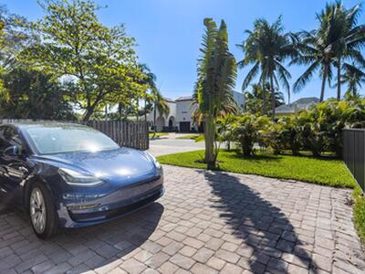 333 Murray Road, West Palm Beach, FL 33405