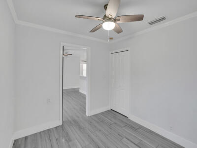 601 NE 59th Court, Oakland Park, FL 33334