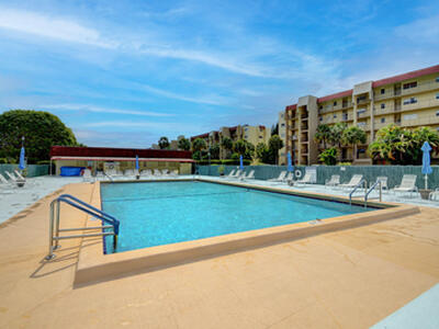 3836 Via Poinciana Drive, Lake Worth, FL 33467