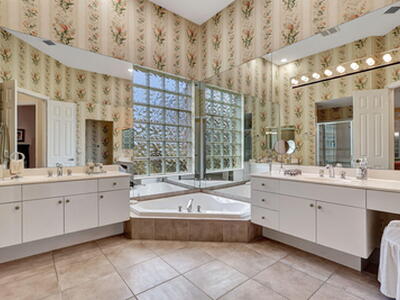 8671 Falcon Green Drive, West Palm Beach, FL 33412