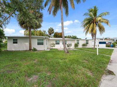 121 S Lake Drive, Lantana, FL 33462