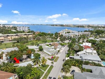 121 S Lake Drive, Lantana, FL 33462