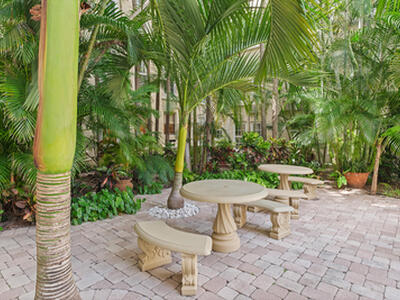 235 Sunrise Avenue, Palm Beach, FL 33480