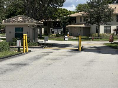 9845 Pineapple Tree Drive, Boynton Beach, FL 33436